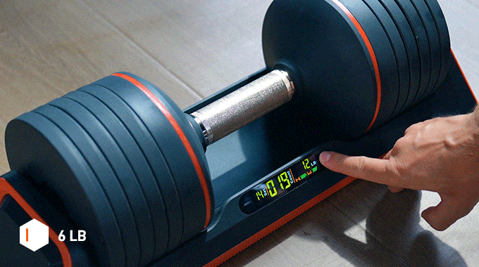 Chnaging weight with Smart adjustable dumbbell.gif